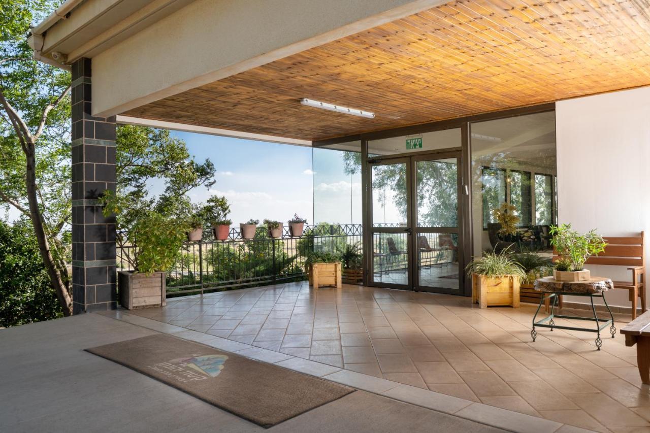 Keshet Yehonatan Country Lodging Bagian luar foto